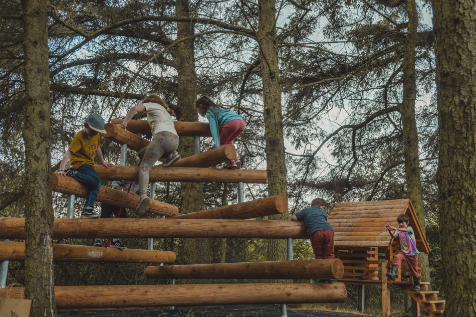 Timberplay Unveils Concrete-Less Climbing Structures at TimberFest 2024