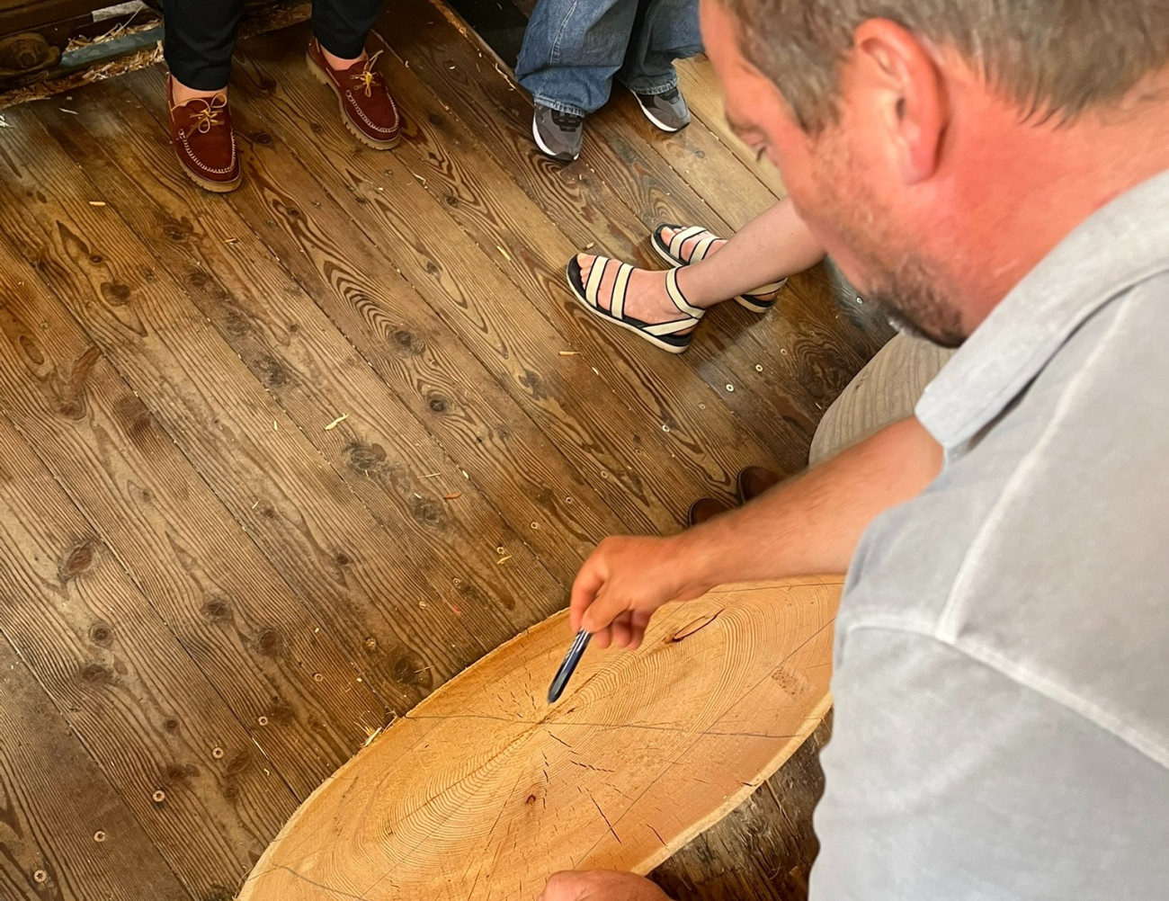 Built from sustainably sourced materials, Richter's equipment delivers unparalleled durability, tactile richness, and natural beauty.